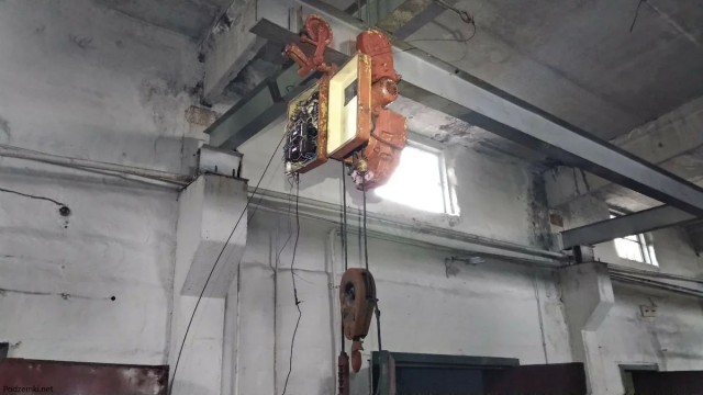 Заброшенные танки ИС-2М с башнями КВ и самоходки ИСУ-152