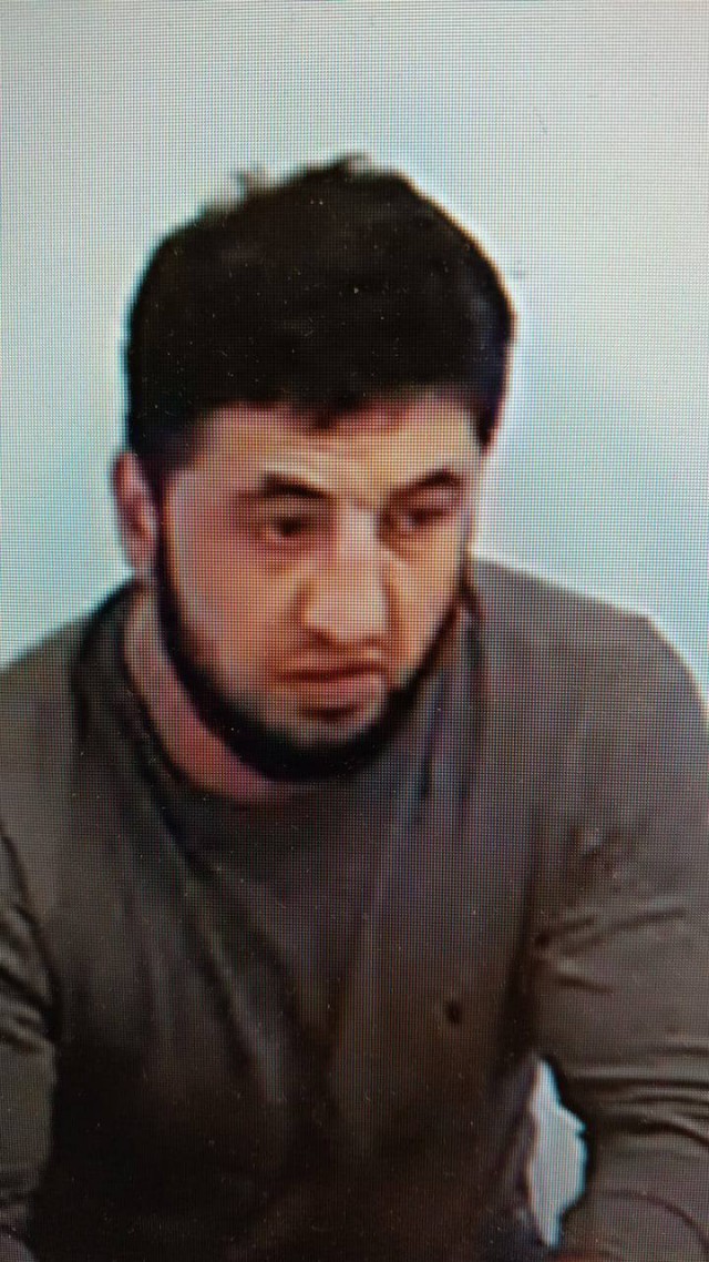 "Эээ, я твоих детей вы@бу!"