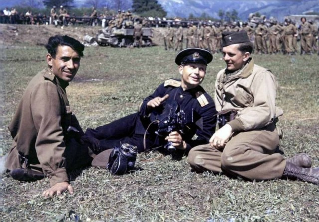 1945 год в 84 фотографиях