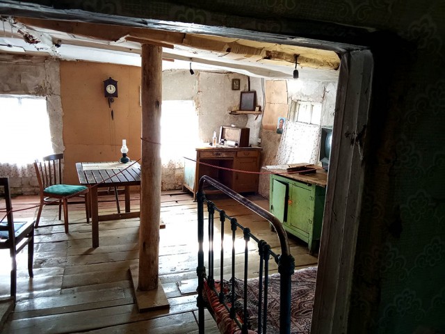 Пушкинские Горы. В доме Довлатова