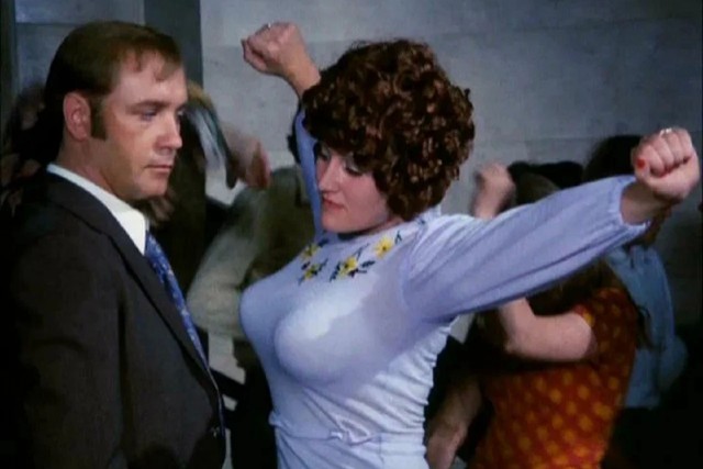 Танцевальная пауза