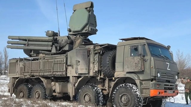 Шли четвертые сутки...