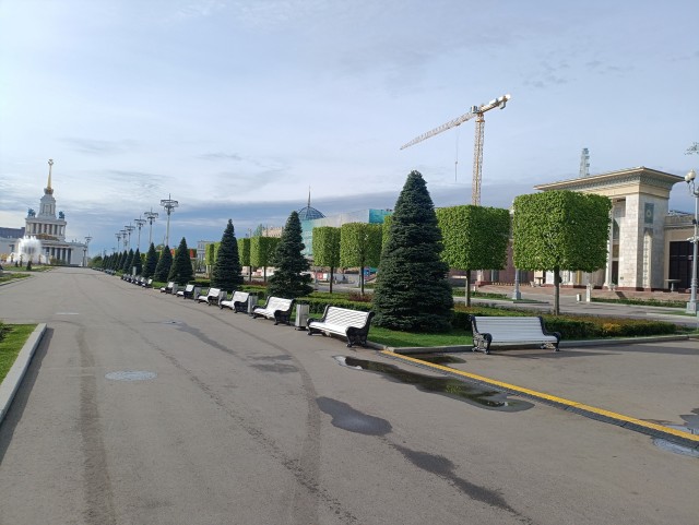 Утро сегодня на ВДНХ. С Праздником!!!