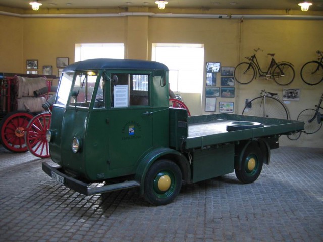 Игра на ЯПе: Угадай АВТО-8