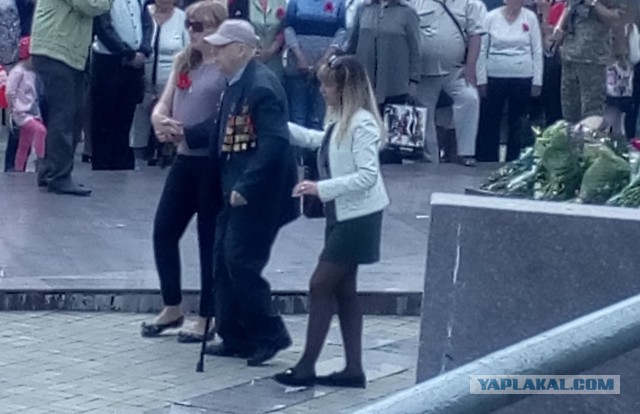 С днём победы! Всех с Праздником, всем мира!