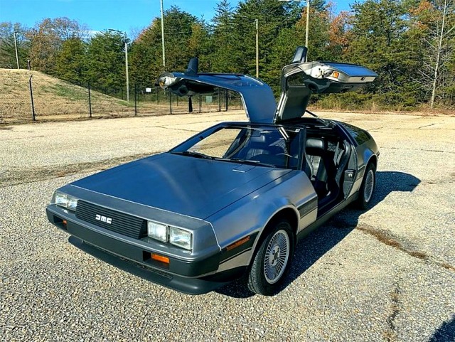 Культовый автомобиль DeLorean DMC-12 и его непростая судьба