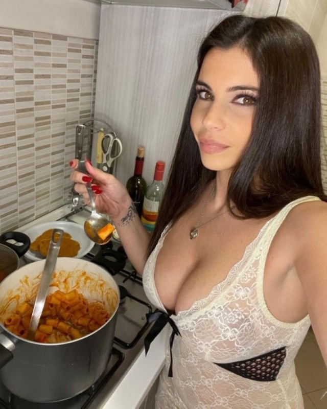 Фотки на понедельник 01.12.2025