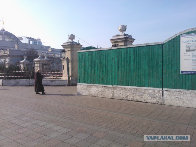 Мариинский парк и ул. Грушевского 26.02.14