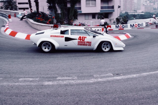 Lamborghini возродила Countach