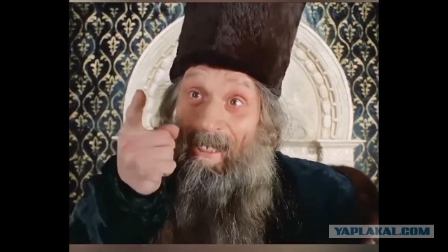 Вешалка для узких шкафов