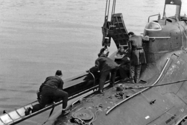 Легендарная сверхсекретная подводная лодка "Пиранья" проекта 865
