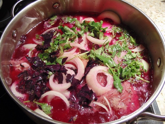 Пятничные посиделки на теплотрассе ©