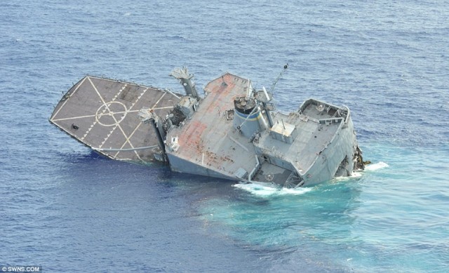 Австралийская подлодка потопила корабль США