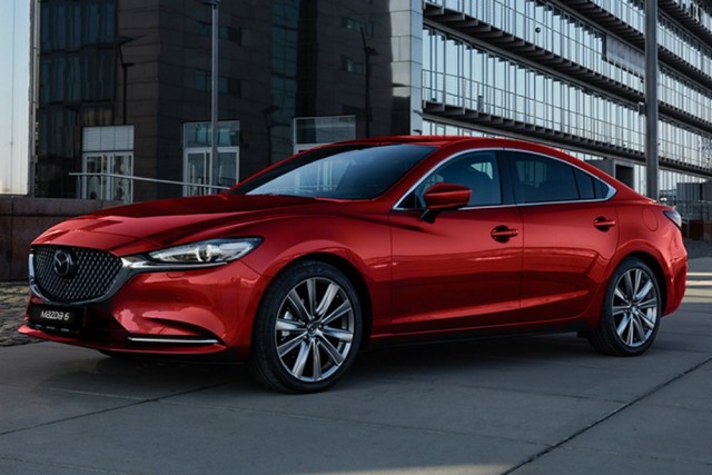 Новый концепт-кар BMW получил огромные «ноздри» решётки радиатора