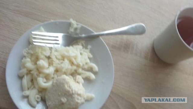 Школьная столовка в Китае