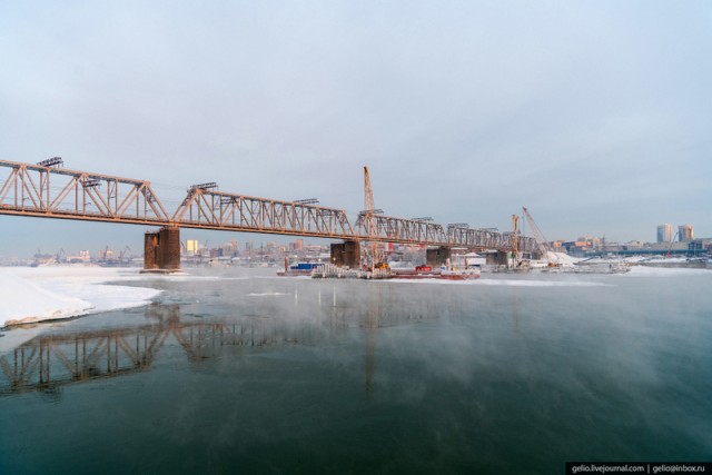 Строительство четвёртого моста через Обь в Новосибирске. Декабрь 2020