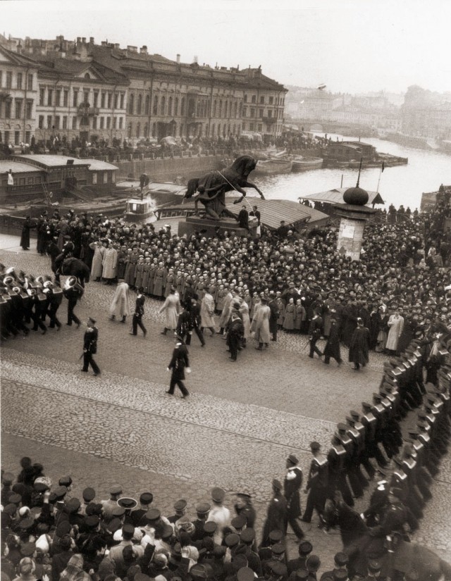 9 февраля 1904 года приняли свой последний бой с японской эскадрой легендарный крейсер «Варяг» и канонерская лодка «Кореец»