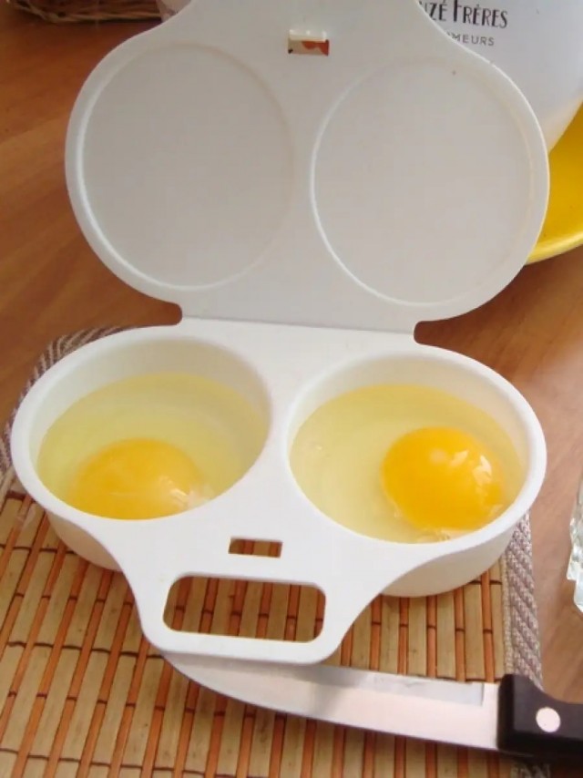 Взрывное приготовление яиц в микроволновке