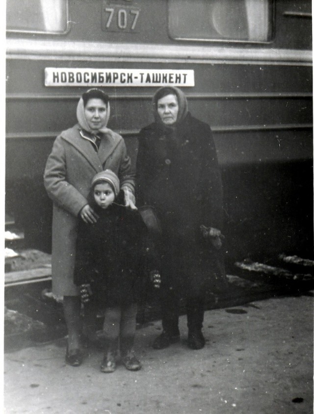 Советские люди в 1960-х годах. Часть третья