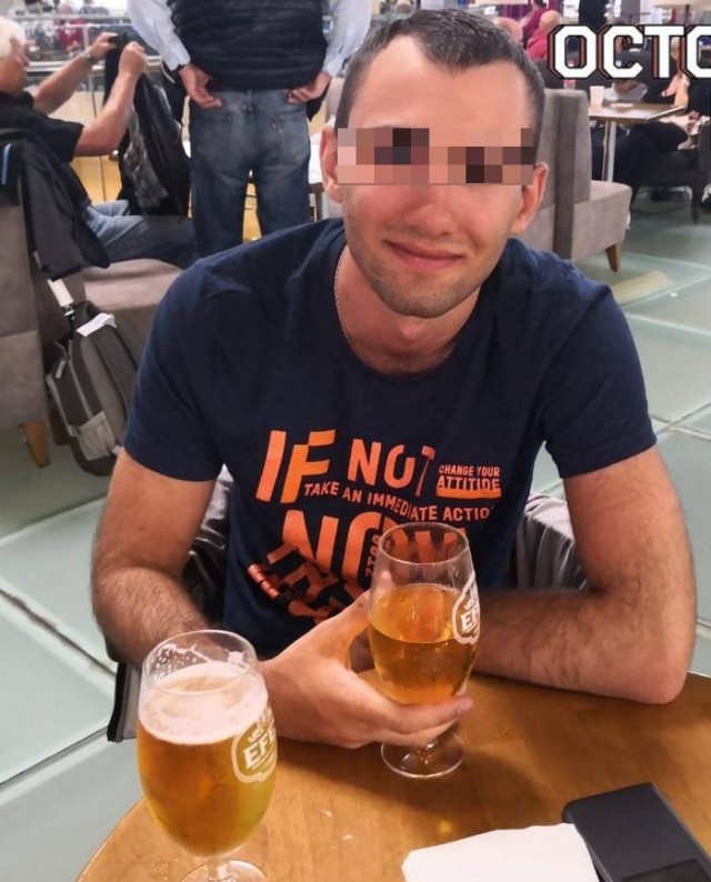 В центре Москвы мужчина напал на пассажирку на эскалаторе в метро