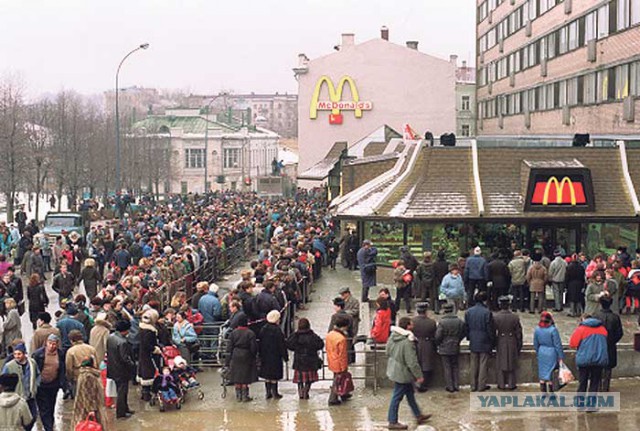 Открылся первый Макдональдс в Казахстане