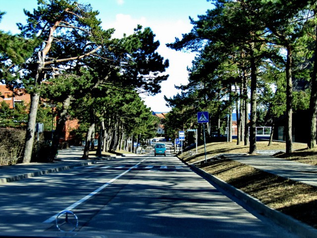 Как могла бы выглядеть русская деревня под грузом европейских ценностей