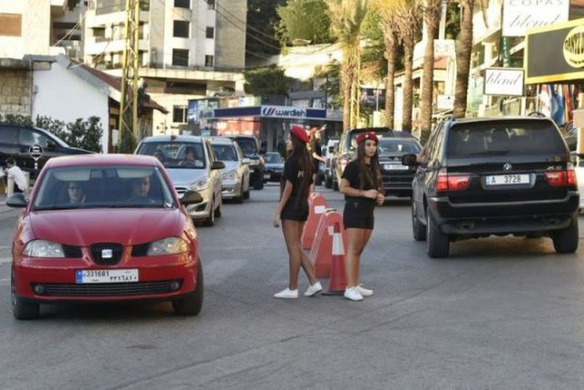 В Ливане девушек-полицейских одели в шорты