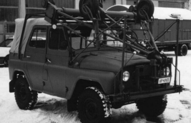 Для чего в Советском Союзе выпускали УАЗ с двумя рулевыми колесами