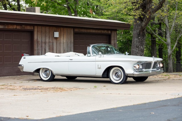 Американцы - 23. 1962 Imperial Crown. Красивых автофото пост