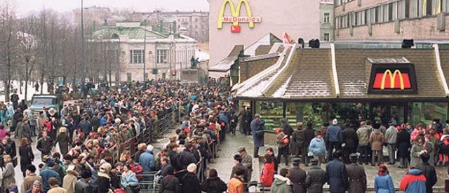 Первый торговый центр в Камеруне