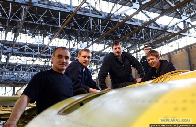 На производстве Sukhoi Superjet 100
