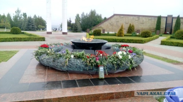 На центральной площади Кишинева появилась военная техника США