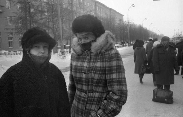 «Время было весёлое, обстановка творческая, люди открытые и дружные, на лавочке можно было всегда выпить вина»