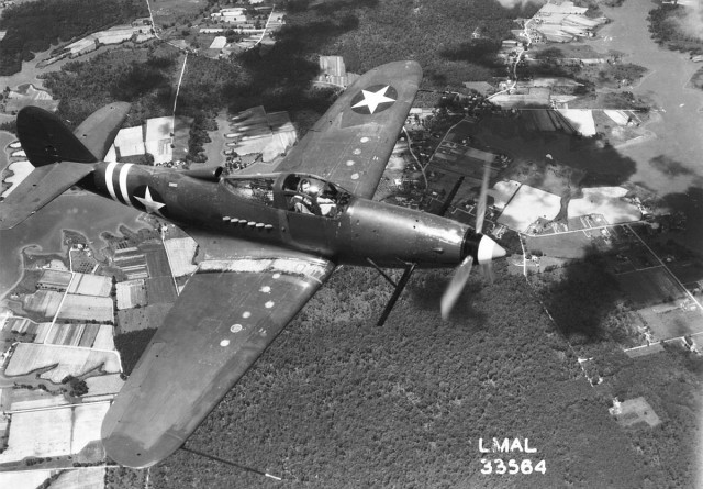 Р-39 Аэрокбра. Американская любимица сталинских соколов. История создания и основные модификации.