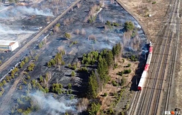 В свердловском поселке Сосьва сгорели 92 строения, погиб один человек
