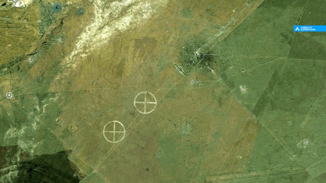 По требованиям православных активистов на тысячную купюру добавлены Кресты