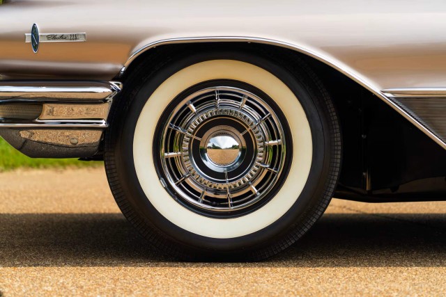 1960 Buick Electra 225 Convertible. Автопятница №95