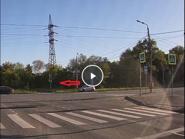 Байкер разбился насмерть в промзоне Челябинска (18+)