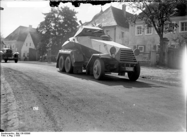 Восьмиколесник Sd.Kfz. 231 8-Rad.