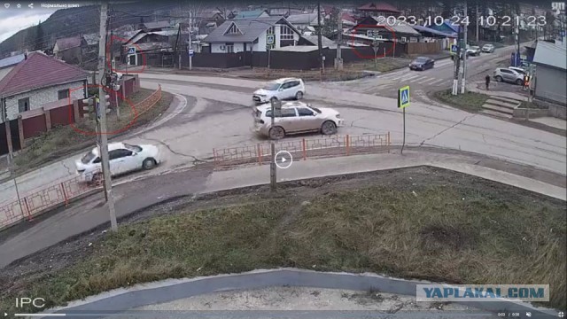 Нормально влип