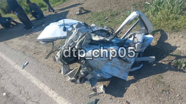 Три человека погибли в аварии со свадебным кортежем в Дагестане