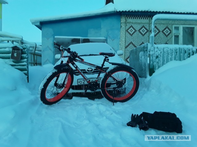 Продолжу по мото...вроде не сильно в предыдущих напихали.