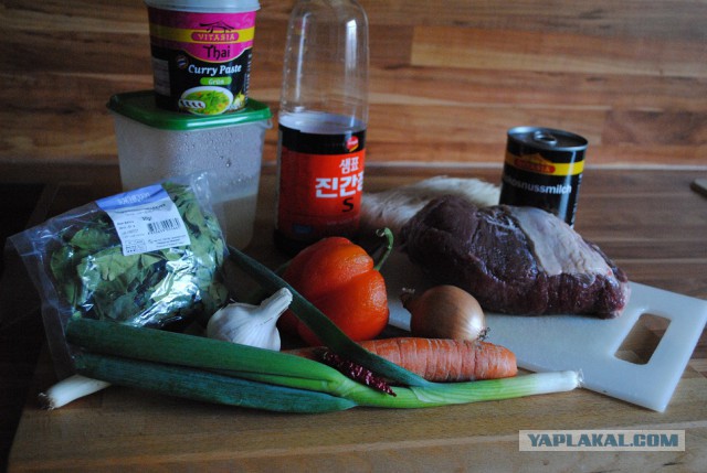 Вкусное обаяние Кулинарии, Повара ЯПа поздравляют милых дам!