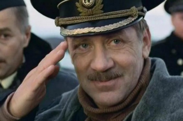 Отбила писюльку