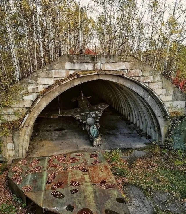 Когда то военные аэродромы СССР выглядели так