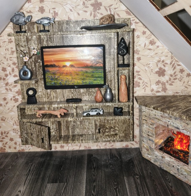 Миниатюрная роза из полимерной глины