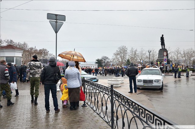 Севастополь жизнь в "вооруженном"  городе
