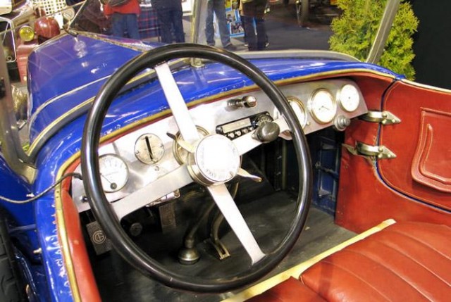 Игра на ЯПе: Угадай АВТО-2