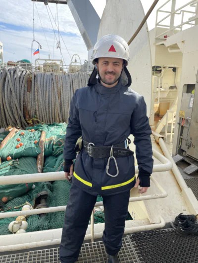 Как без опыта и образования получать 1,5 млн на морском судне