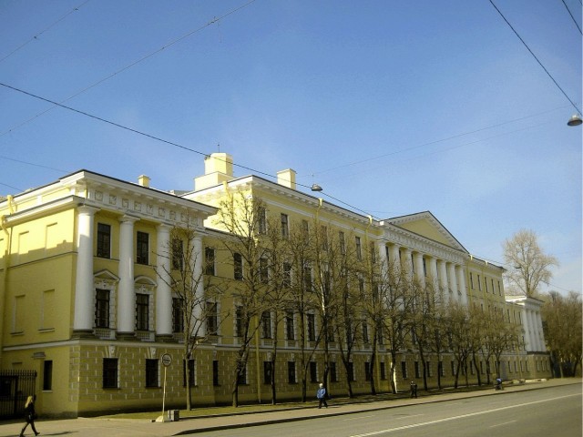 Вот так нас и учат в колледже...